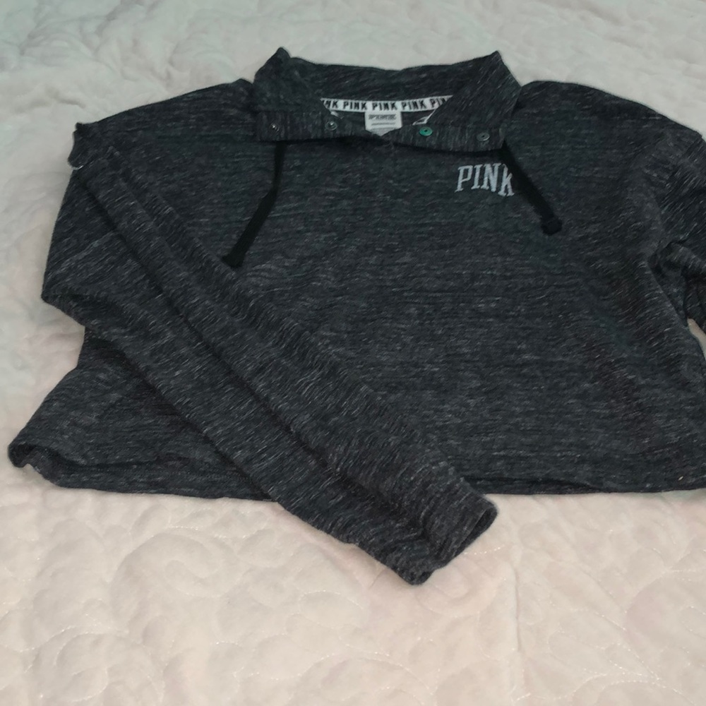 Long sleeve crop top